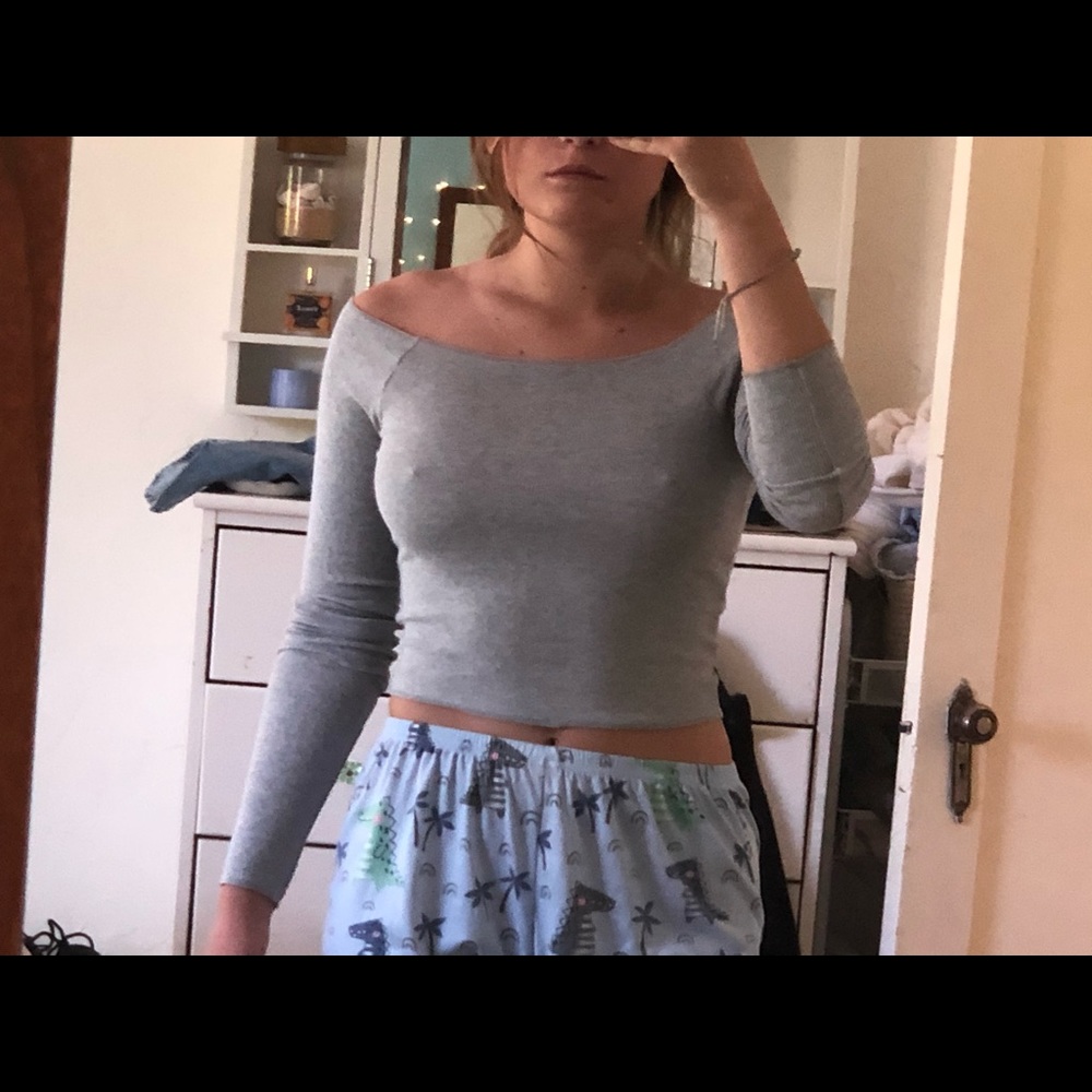 Off the shoulder long sleeve from pacsun